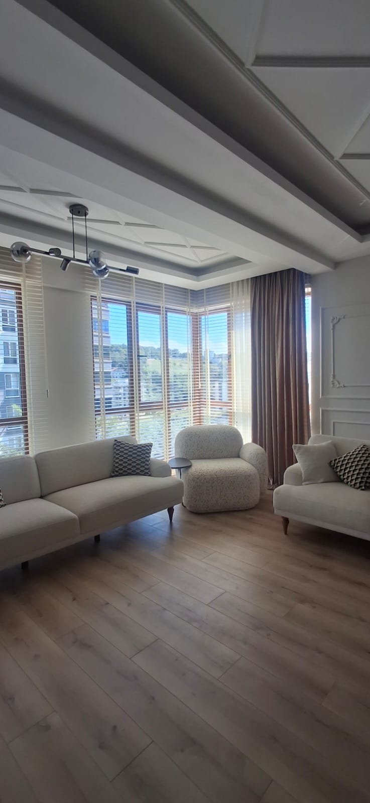 Evteks salon jaluzi ve fon perde uygulaması